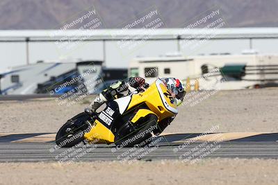 media/Jan-15-2026-Racers Edge (Thu) [[dfebeb70ab]]/2-A Group/Session 3 (Turn 16)/